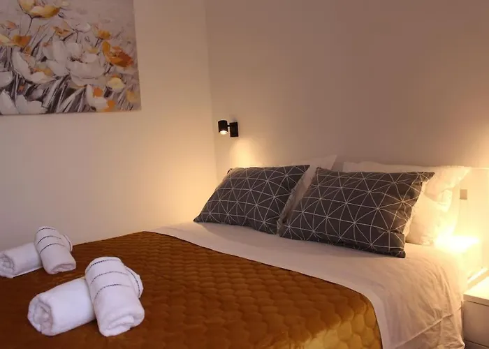 Town Center Apartment Fabi